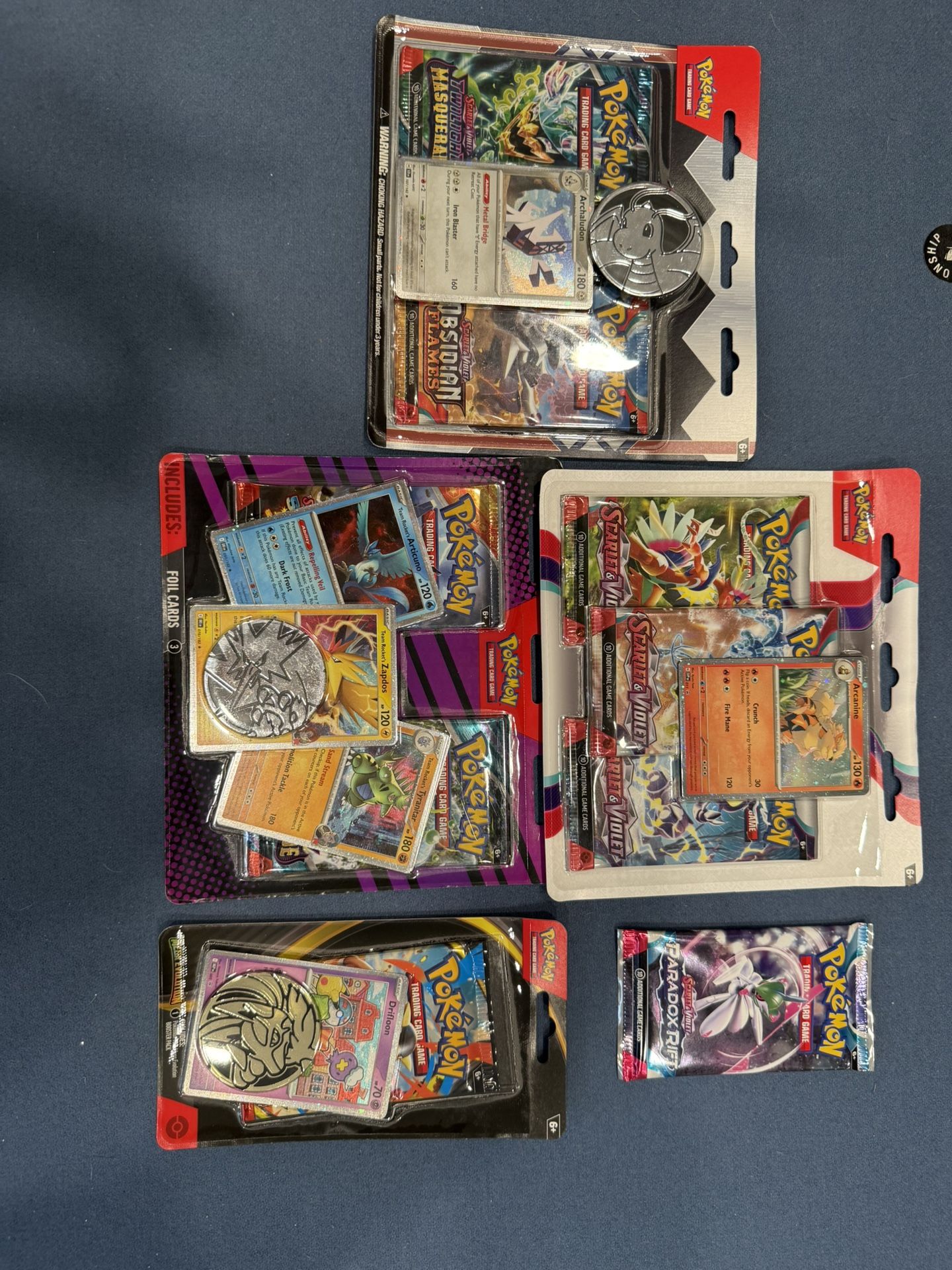 Pokemon Sealed Bundle