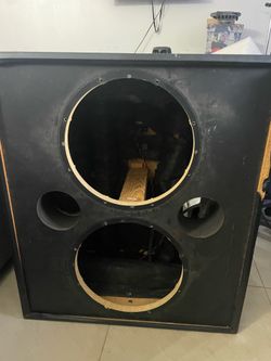 Two 15 inch subwoofer box