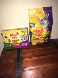 Cat food wet n dry litter pan litter all unused pick up no holds until tomorrow