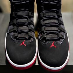 Jordan Max Aura  (Men's size 10)