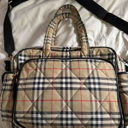 ✨ Burberry Diaper Bag – Authentic, Lightly Used + Changing Pad ✨