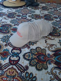 Caps