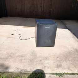 Mini fridge