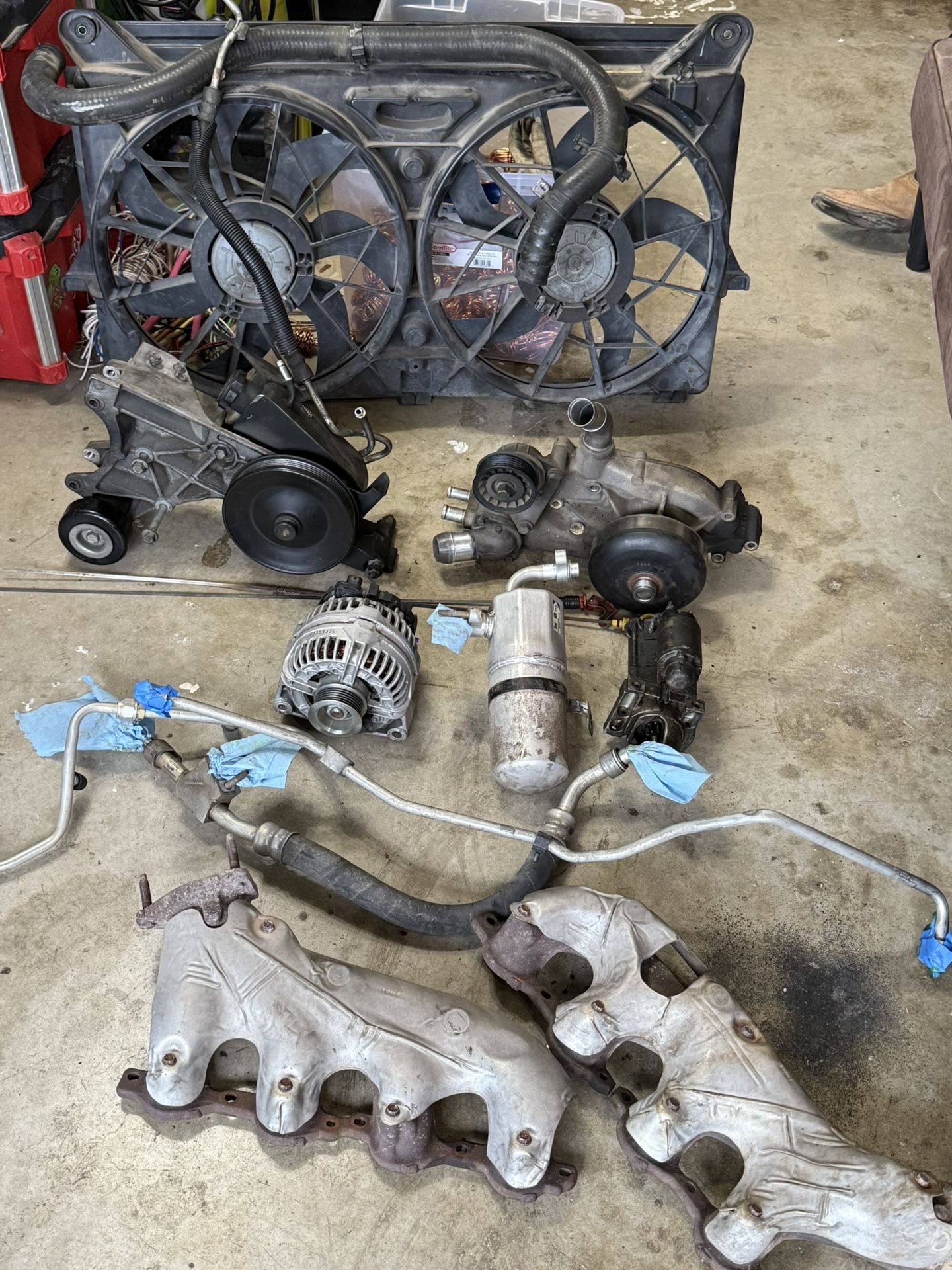 2005 Chevy Tahoe Parts