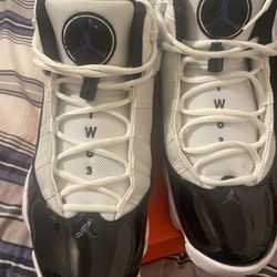 Air Jordan Model 6 Rings 11 Brand New Size 9