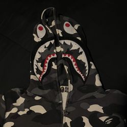 BAPE City Camo Shark WGM Full-Zip Hoodie (FW18)