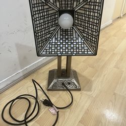 Swing Arm Table Lamp