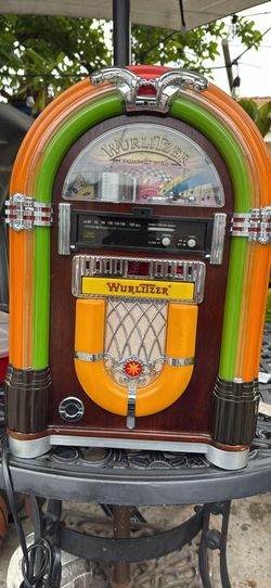 Wurlitzer WR18 Mini Jukebox Bubbler Stereo Radio & CD Player 1015-CD READ