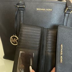 Michael Kors Purse & Wallet