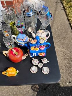 Tea pots