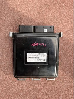 Mercedes W204 OEM Engine Computer Module (ECU)