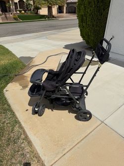 Joovy Caboose stroller for 2 kids
