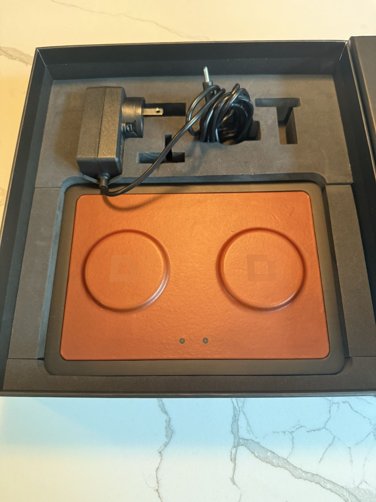 Nytstnd Leather Charging Station
