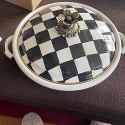 Mackenzie Childs Courtly Check Enamel Casserole 