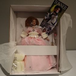 Tonner Glinda The Good Witch Wizard of Oz doll 19 inch