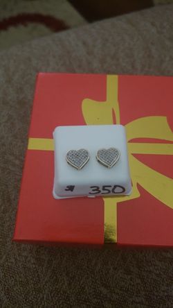 10kt 0.5 ct diamond earrings 300$ obo