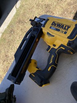 Dewalt Framing Nailer 21 
