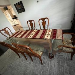 Glass Table w/ 6 chairs