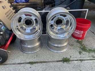 Mickey Thompson polish chrome 17 x 11 five on five
