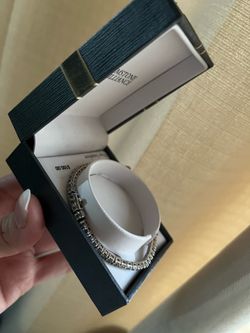 Women’s bracelet