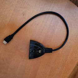 HDMI splitter switcher