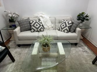 🔴3 Seater Person Couch White —-Made in America—-Like New