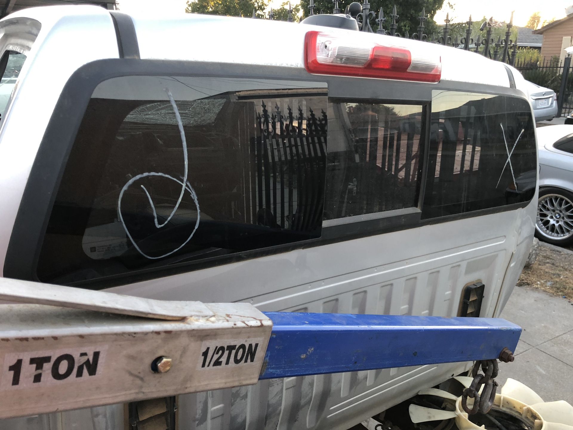 Manual Sliding Back Glass Rear Window Tinted 2015 2019 Chevy Colorado GMC Canyon