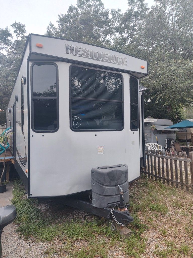 2016 Residence RV
