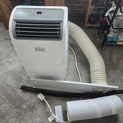 14000 Btu Floor Ac Blackdecker Brand New 
