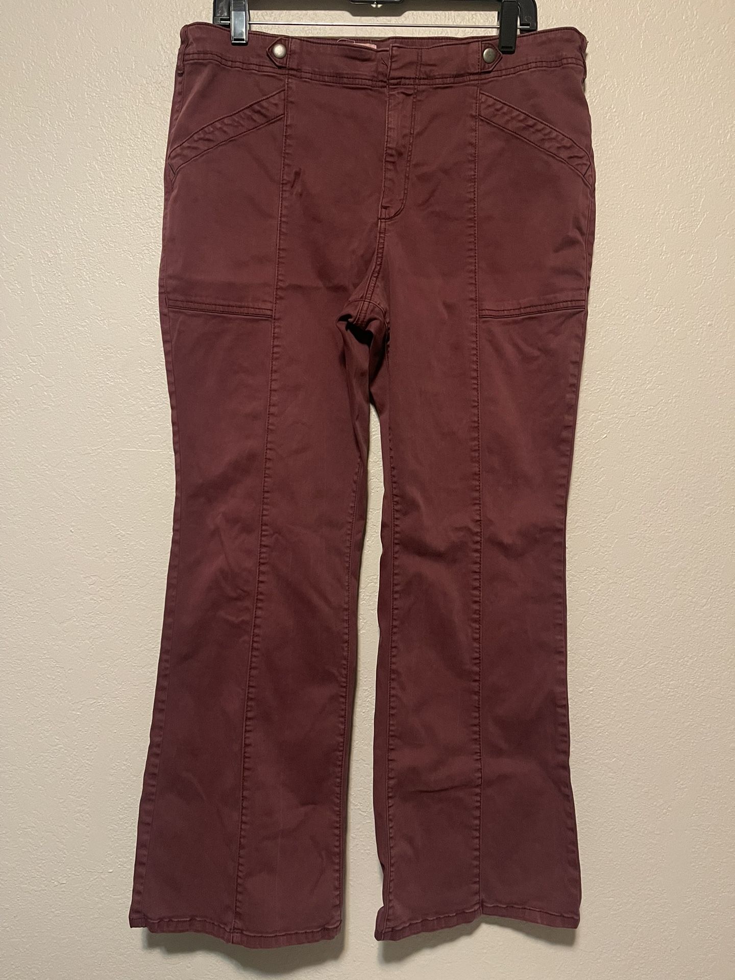 Pilcro, Women’s Burgundy Stretch Hook & Eye Flare Pants, Size 32