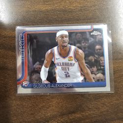 SHAI GILGEOUS ALEXANDER THUNDER TOPPS CHROME NBA SPORTS CARD!
