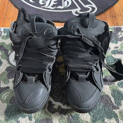 Lanvin Leather Curb Triple Black