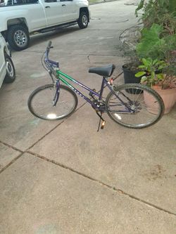 MAGNA GLACIER POINT MOUNTAIN BICYCLE GOOD CONDITION