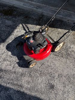 Lawn machine