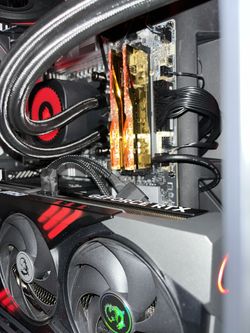DDR5 G.skill Trident Royals