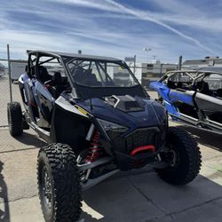 2023 Polaris RZR Pro R 4 Premium / 43 Miles