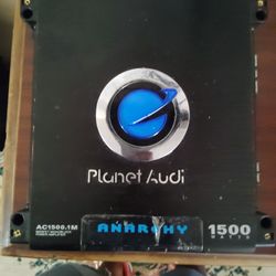 1500 Watt Planet Audio Amplifier 