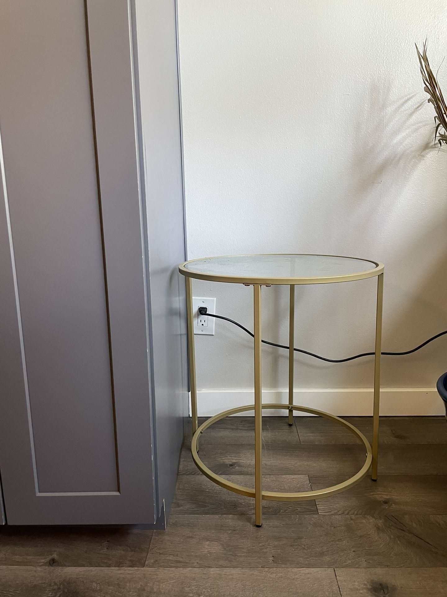 Coffee Table And Side Table For Sale 