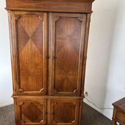 Armoire