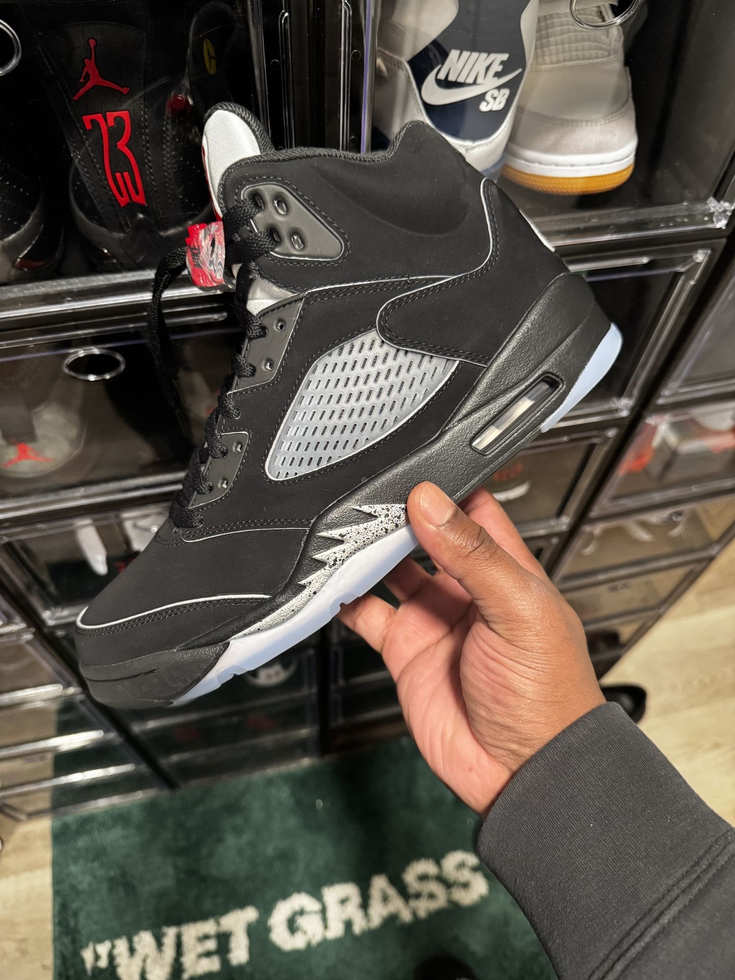 AIR JORDAN 5 BLACK METALLIC REIMAGINED  (⬇️ READ DESCRIPTION ‼️)