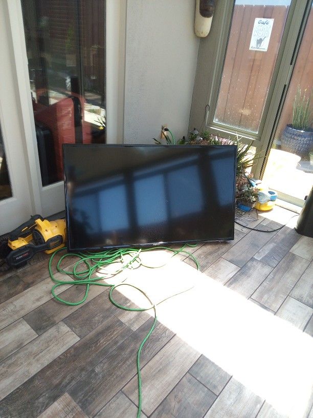 50in Samsung Flat screen TV $50