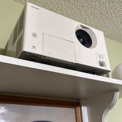 EPSON projector 