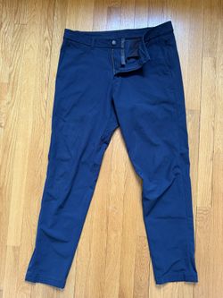 Men’s Lululemon Commission Pant - Size 34 x 32