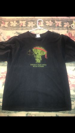 Men’s XL Family Guy t shirt