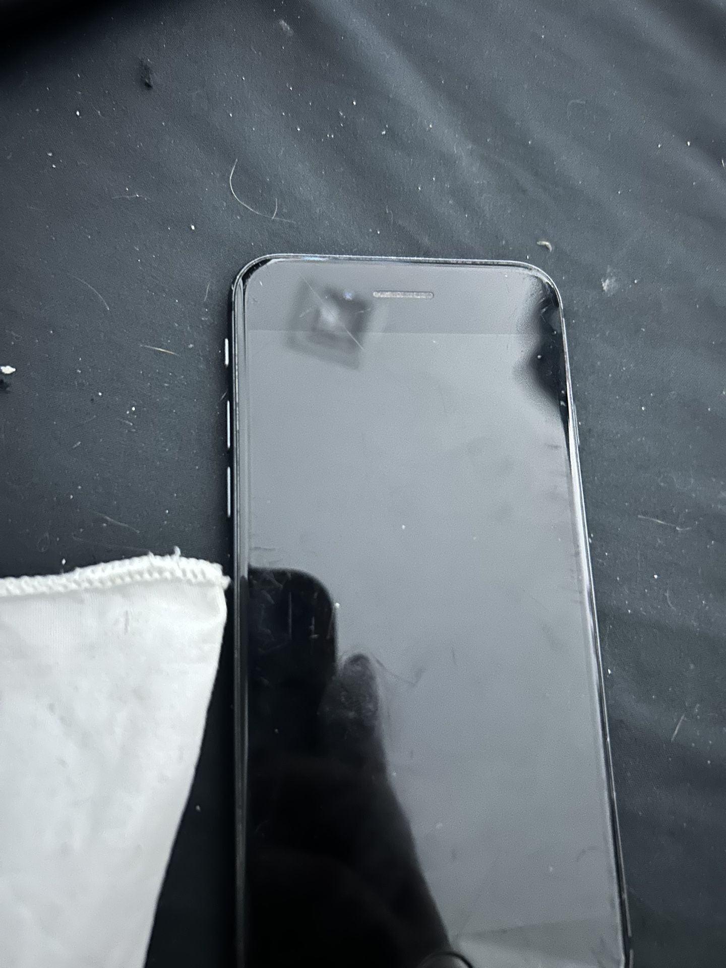 iPhone 8
