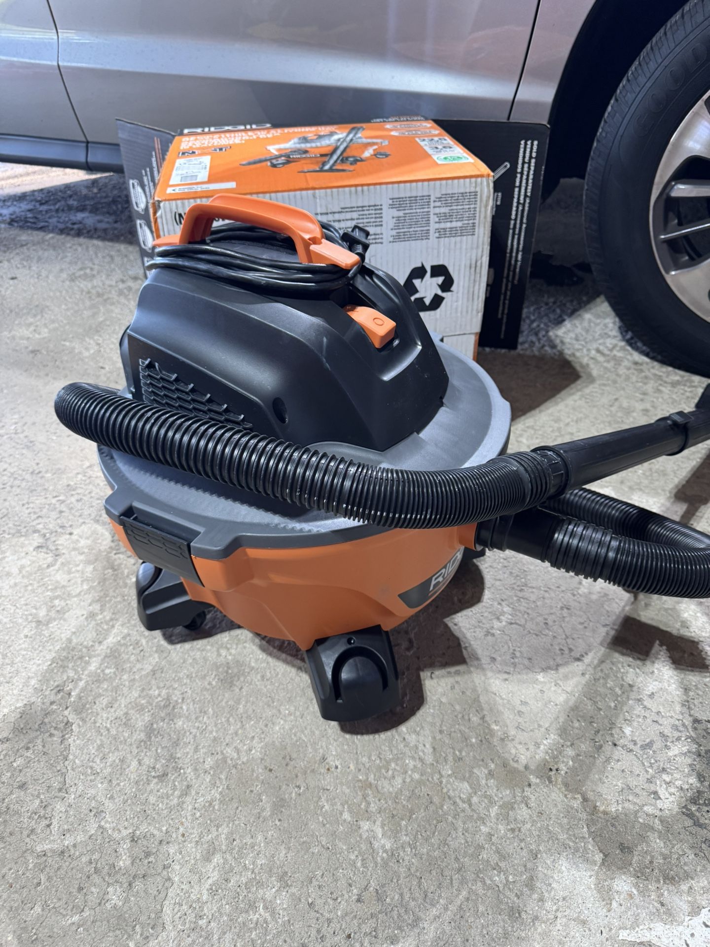 RIDGID 6 Gal. 3.5 Peak HP NXT Shop Vacuum Wet Dry Vac with General Debris Filter, Locking Hose NEW