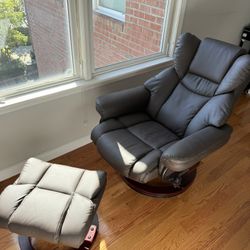 Faux Leather Recliner Massaging Chair 