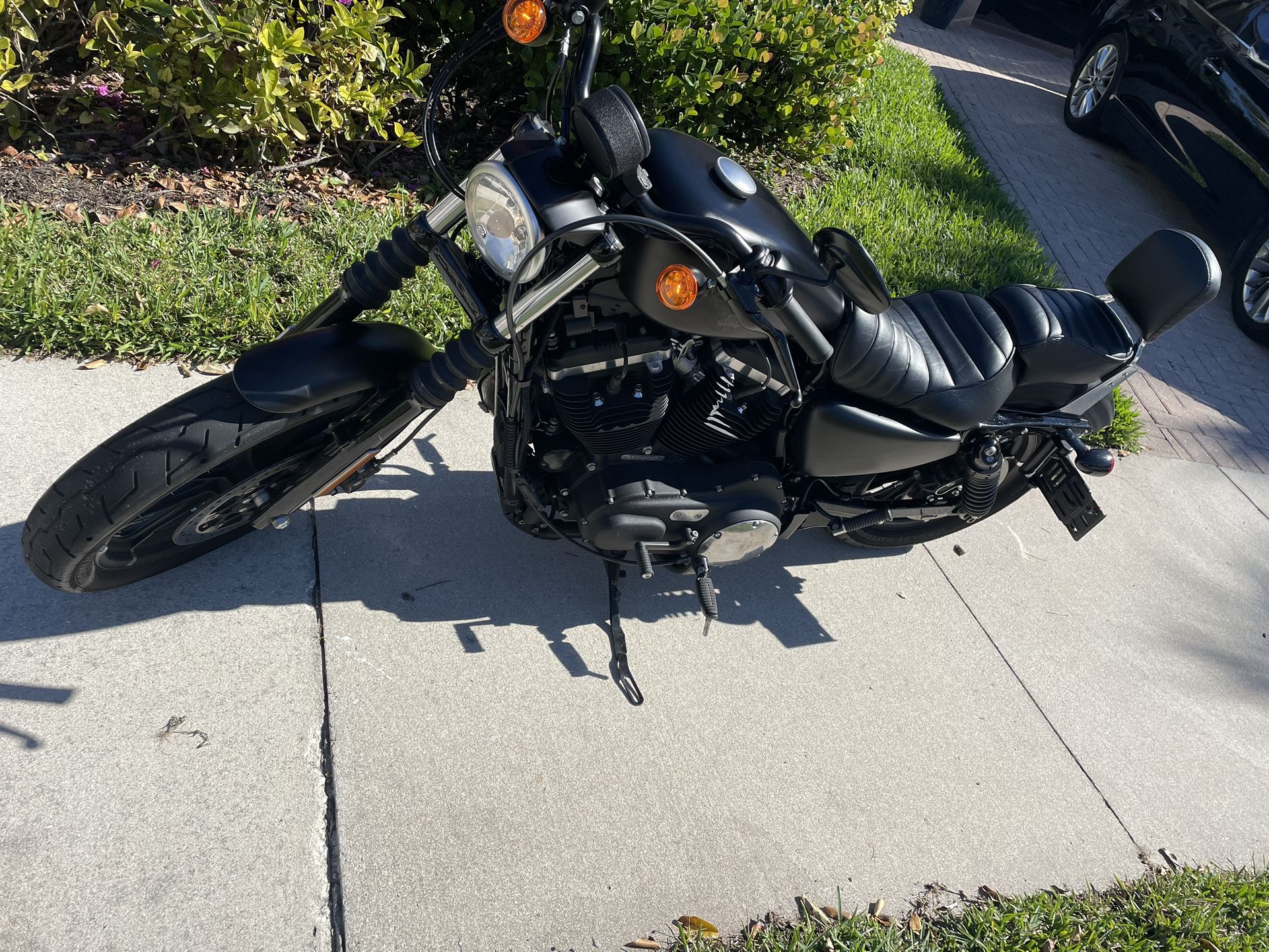 2016 Harley Davidson XL 883n Iron Sportster