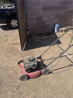 GAS LAWN MOWER