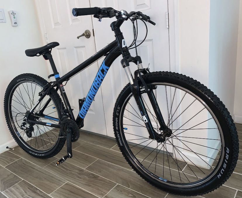 Diamondback sorrento best sale 27.5 mountain bike